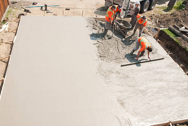Best Concrete Driveway Installation in Chester, IL